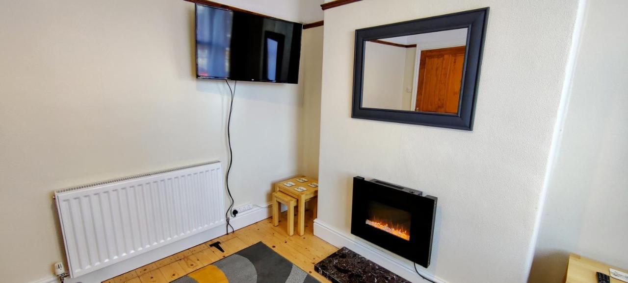Vila Rhubarb Terrace On The Coast - Sleeps 1-6 Colwyn Bay Exteriér fotografie