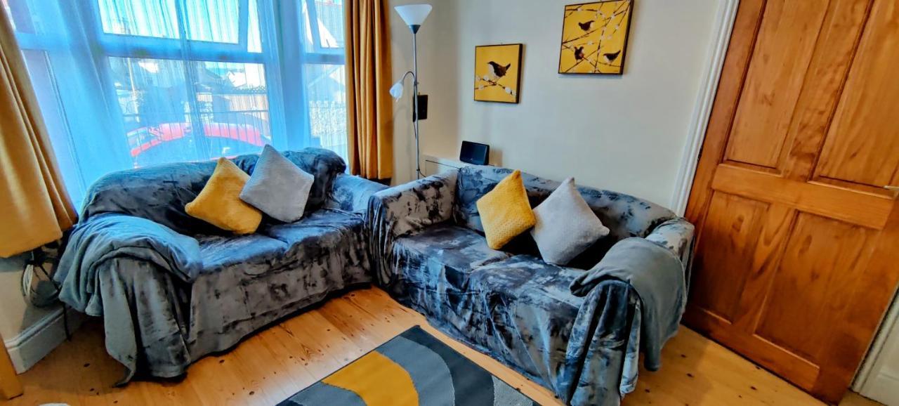 Vila Rhubarb Terrace On The Coast - Sleeps 1-6 Colwyn Bay Exteriér fotografie