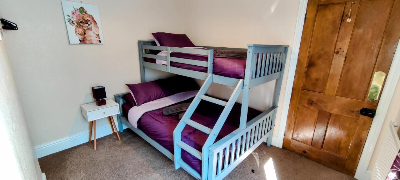 Vila Rhubarb Terrace On The Coast - Sleeps 1-6 Colwyn Bay Exteriér fotografie