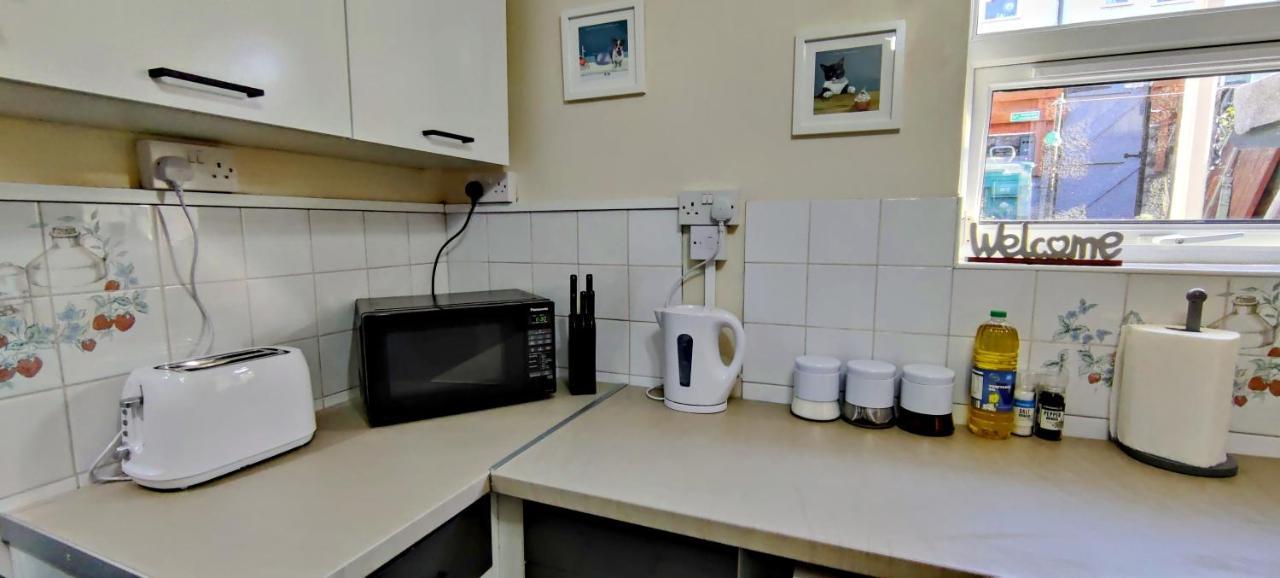 Vila Rhubarb Terrace On The Coast - Sleeps 1-6 Colwyn Bay Exteriér fotografie
