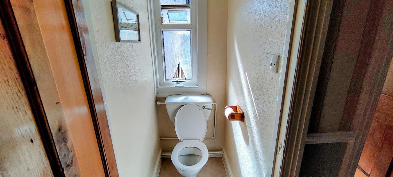 Vila Rhubarb Terrace On The Coast - Sleeps 1-6 Colwyn Bay Exteriér fotografie