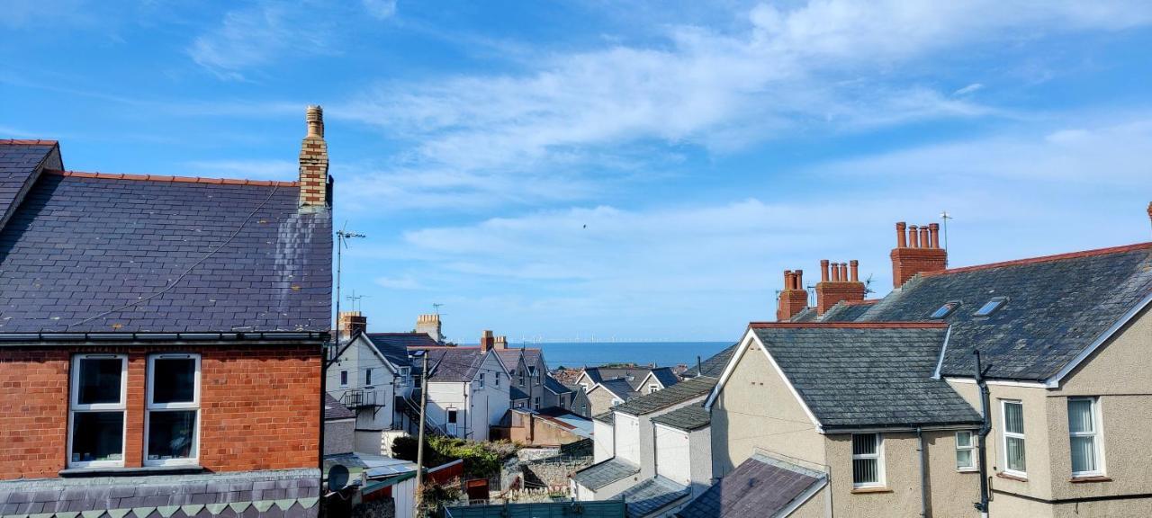 Vila Rhubarb Terrace On The Coast - Sleeps 1-6 Colwyn Bay Exteriér fotografie