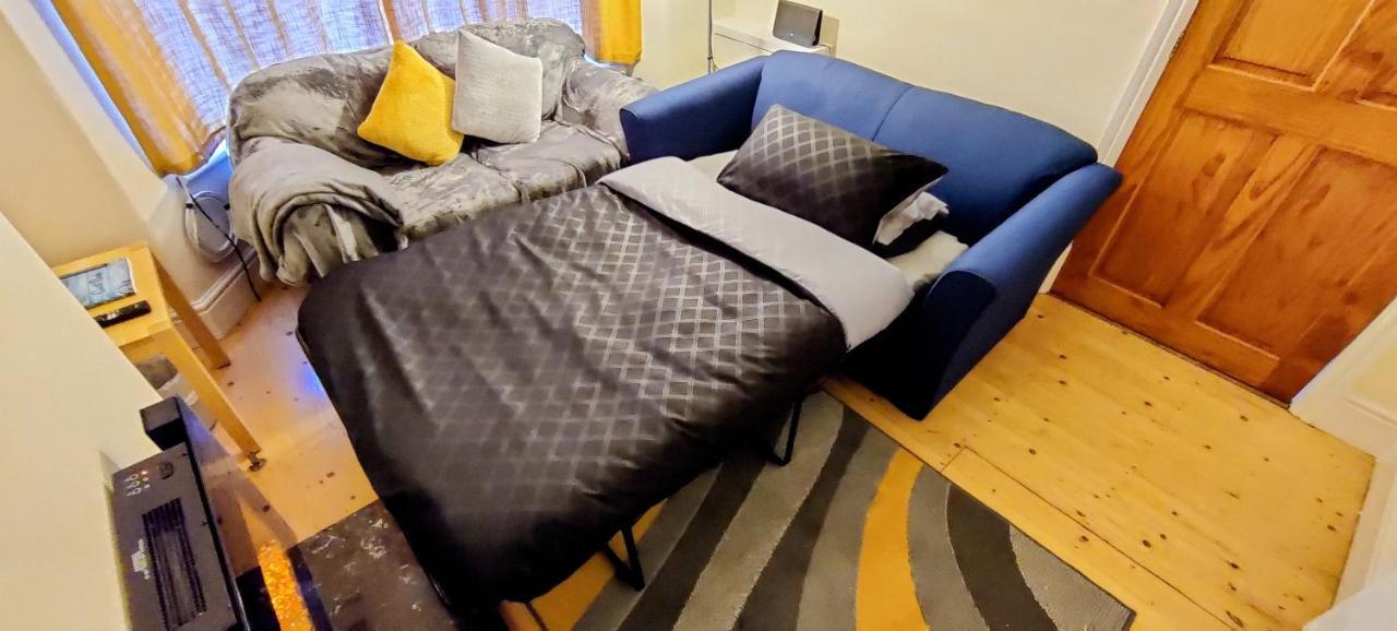 Vila Rhubarb Terrace On The Coast - Sleeps 1-6 Colwyn Bay Exteriér fotografie